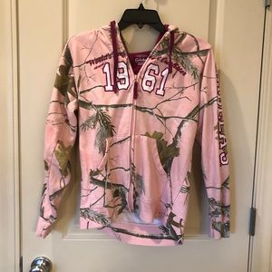 Cabela’s zip up fleece hoodie